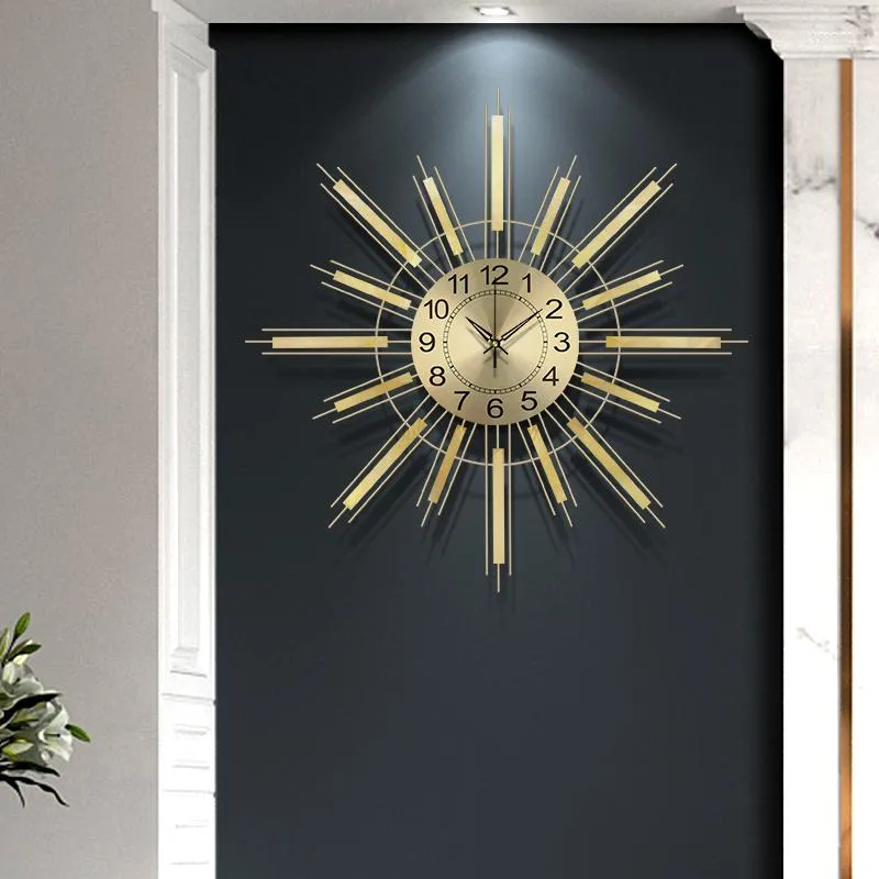 벽시계 금속 디자이너 황금 시계 럭셔리 대형 거실 클래식 현대 무음 릴로이 드 라파 데르 스커 w