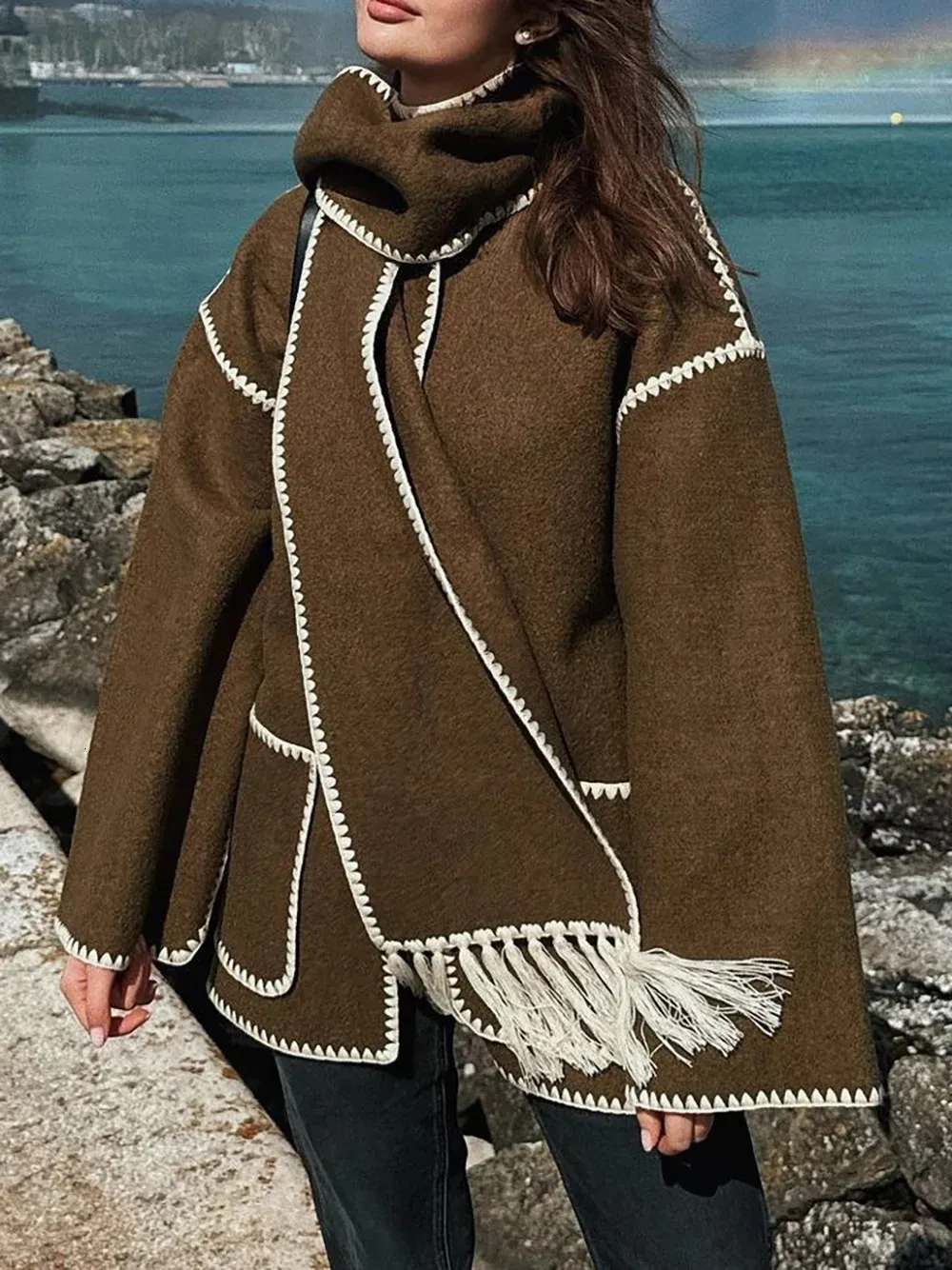 レディースウールブレンド長袖ポケットシングル胸のコート秋の冬のゆるい女性のコート付きスカーフファッションレディストリートジャケット231113