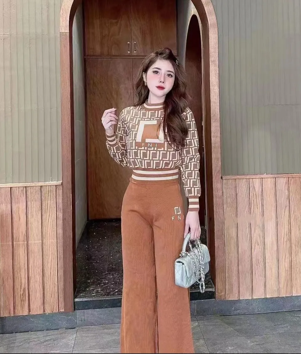 Women's Two Piece Pants Designer 2023 Casual Knit Pie Fashion Crew Neck Long Sleeve Knitted Letter Full Print F Sweater + Trousers Two-Pie Set 17U7