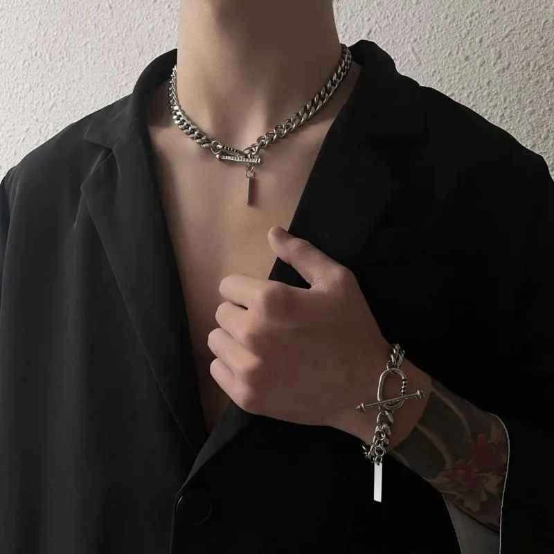 Chaînes Ulj Cubain Titane Acier Collier Hommes Femmes Hip Hop Luxe Niche One Forme Boucle Chaîne De Clavicule