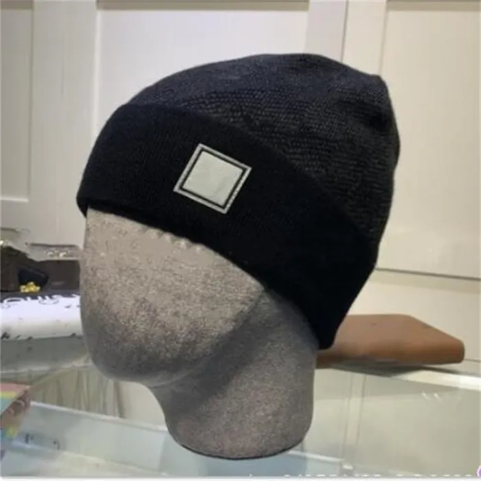 Cappelli firmati Berretto da donna invernale Cappello termico lavorato a maglia da sci Brand Bonnet Cappello scozzese con teschio di alta qualità Berretto caldo di lusso di moda