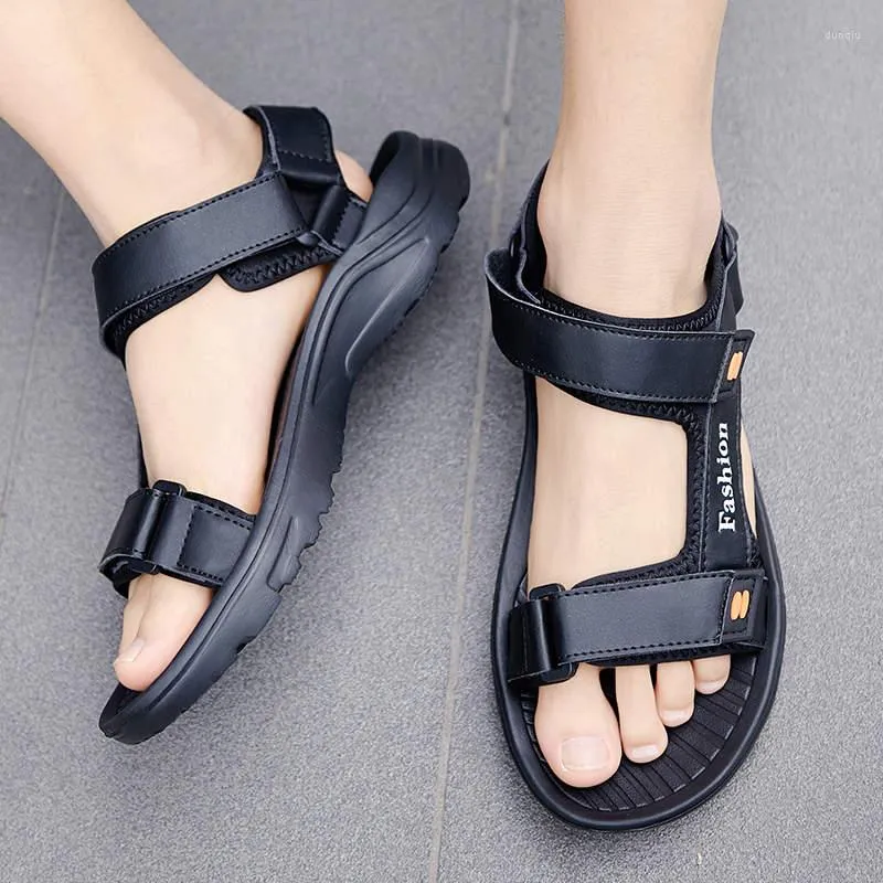 Sandals Man Most Sneaker Comfortable Souliers Chunky Bity Flip Flops Summer Height Increasing Leather Shoes Sapato Tennis 2023 754 785