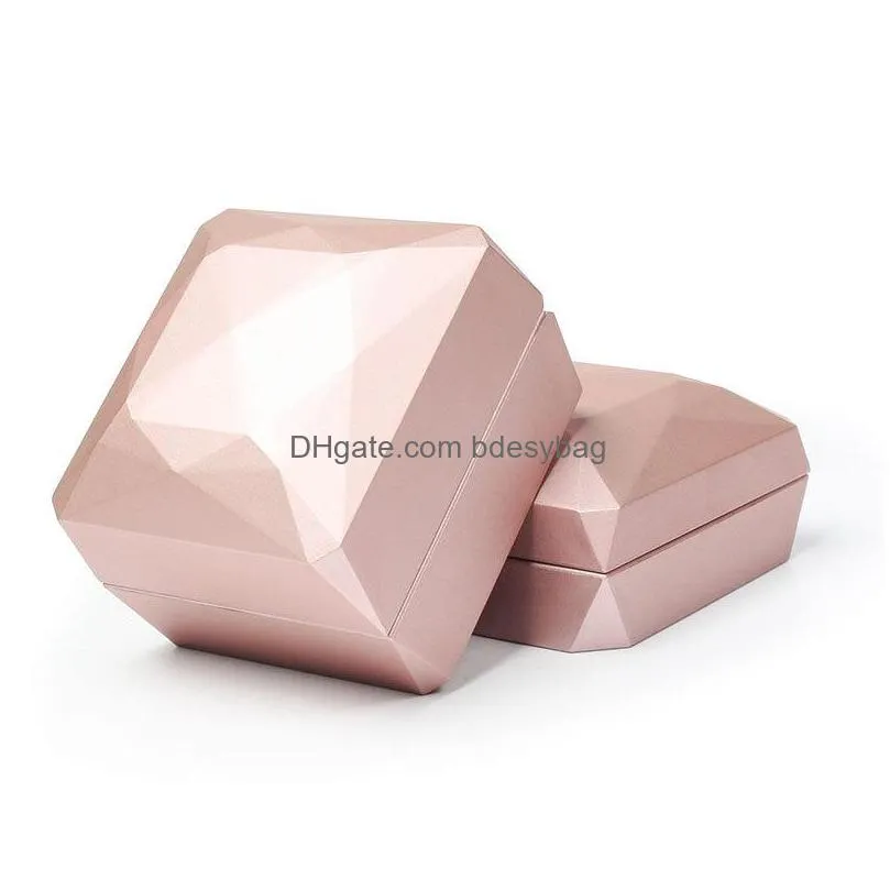 new fashion gold white red rose gold ring pendant box jewelry display box led rubber painting jewellery box h234