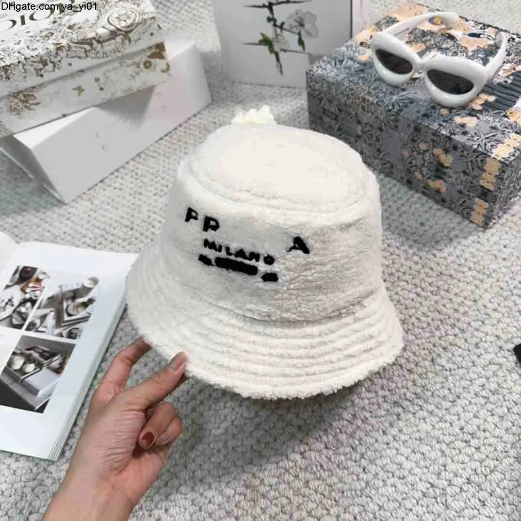 Wool baseball Designer cap Fisherman Hat Men Women Bucket Hats Autumn and winter warm duck cap type embroidery Prevent Bonnet Outdoor Buckets fitted Unisex