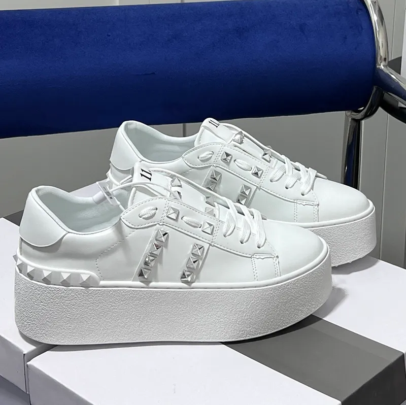 New Style Designers Sneaker Band With Studs Shoes White Platform Spike Trainer Thick Bottom Spikes Woman Shoe Chunky Casual Tennis