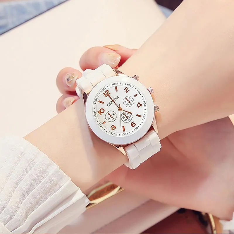 Wristwatches Women's Luxury Stainless Steel Jewel Quartz Watches White Waterproof Fashion Watch Decorations 2023