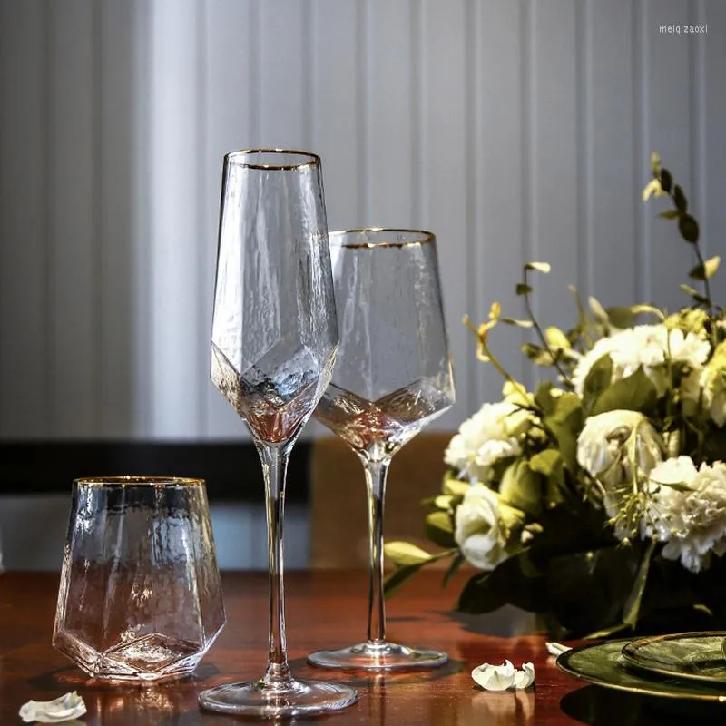 Copos de vinho 2pcs copo de vidro em forma de diamante martelado com cálice de cristal champanhe de ouro para casamento
