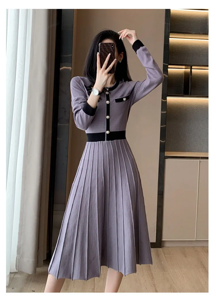 Casual Dresses High Quality Elegant Autumn Pleated Midi Dress New Fashion Women O Neck Long Sleeve Knitted Hit Color Pearl Button Sweater Dress 2023