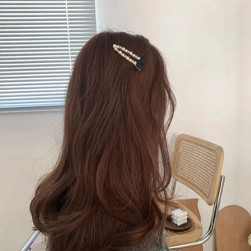 ヘアアクセサリーキャメリアラブグリッドデリケートリトル香りのパールテクスチャファッションデザインサイドクリップヘアピン女性ダックビルアクセサリー