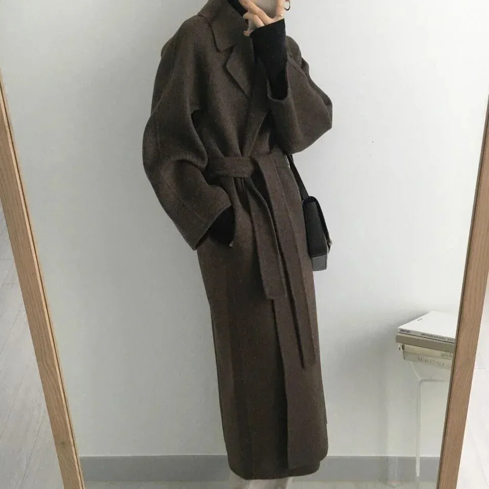 Women's Wool Blends Long Blend Jacket för kvinna 2023 Solid Color Coat Batwing Korean Winter Warm Loose Overrock Mujer Snow Wear 231114