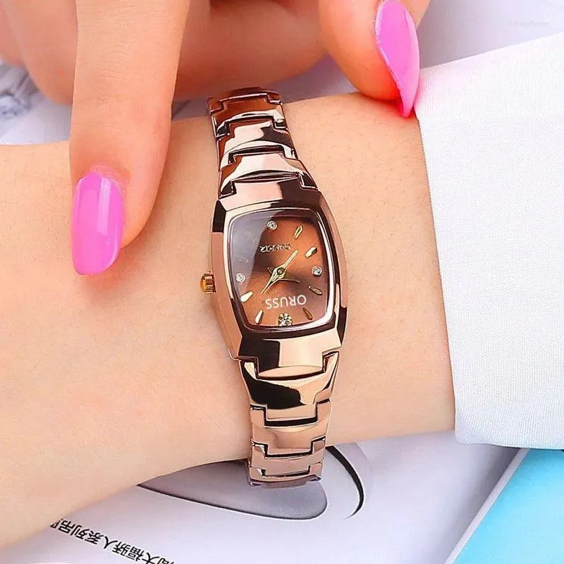 Montres-bracelets Mode Femmes Quartz Montre De Luxe Classique Sliver Noir Tungstène En Acier Inoxydable Couleur Bande Orologio Montres Dames Montre-Bracelet