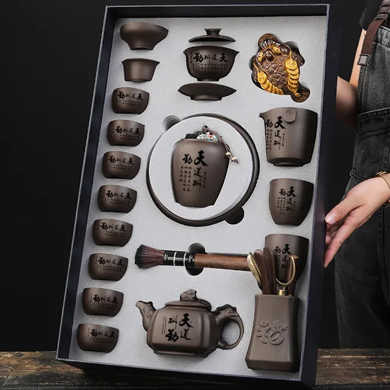Çay Bardakları Kungfu Lüks Çin Set Kupaları Taşınabilir Vintage Çaydan Seramik Kutu Çömlekçilik Jogo De Xicaras Drinkware AB50TS 231115