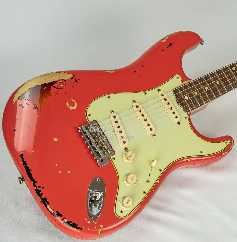 ギター FiestaRed Relic LaquerFinishStratocaster