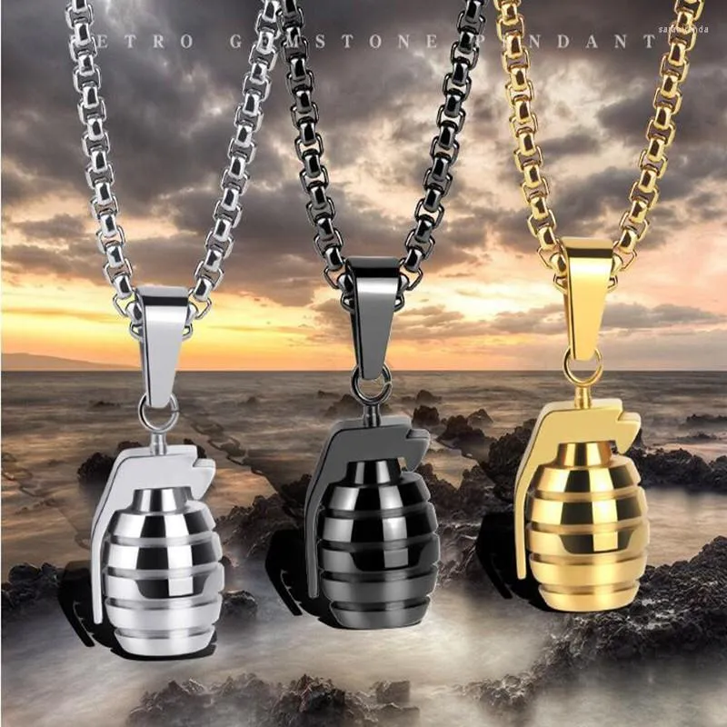 Pendant Necklaces Stainless Steel Grenade Necklace For Men Hiphop Rap Bombs Choker Clavicle Chain Unique Design Party Jewelry
