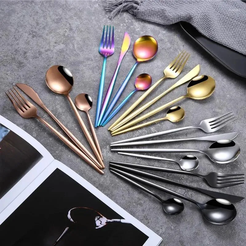 Servis uppsättningar 4st Golden Matte Cutlery Set Knife Fork Spoons Rostfritt stål Tabeller Borska Kök Middagsrum