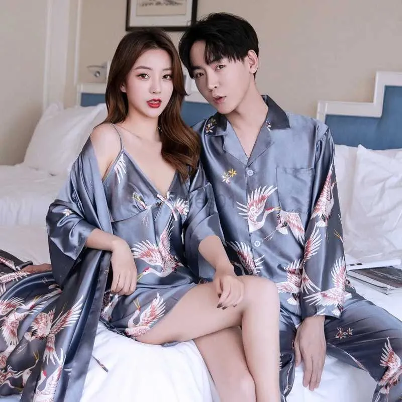 Women's Sleep Lounge Sexig nattkläder Bröllopsklänning Robe Set V-ringning Kvinnor Pyjamas Suit Couples Pyjamas Sleepwear Cartoon Print Loungewear Men Homewear Zln231115