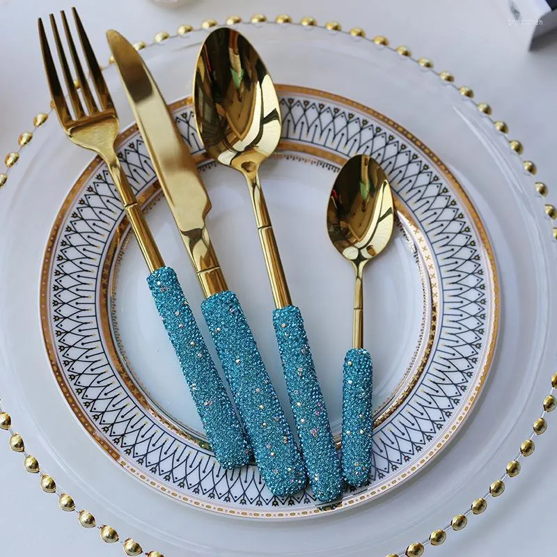 Ensembles de vaisselle Ensembles de cuillères à fourchette en acier inoxydable de luxe léger Ins Home avec couteau en diamant et accessoires de cuisine Cuillère à manger créative