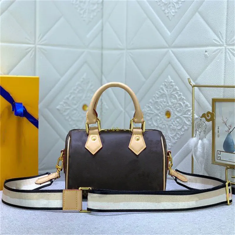 Nano Speedy Bandouliere Bag Designer Black Embossed Leather