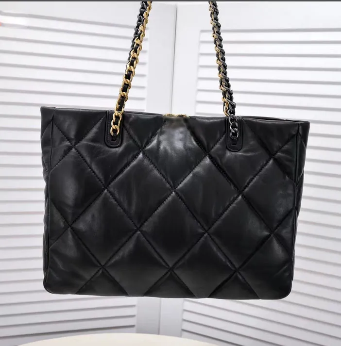 Checkered Shoulder Bag For Women – Black & White Crossbody Purse With Adjustable Strap - View #7