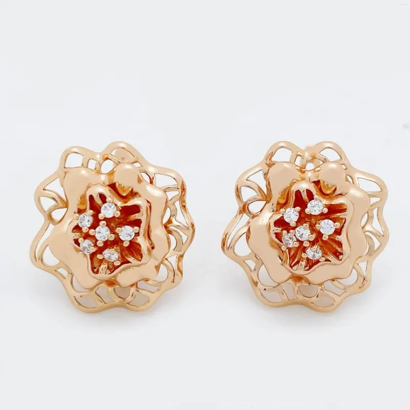 Dingle örhängen 585 Rose Gold Blooming Flower Luxury Women Elegant Wedding Engagement Beautiful Fine Fashion Jewelry