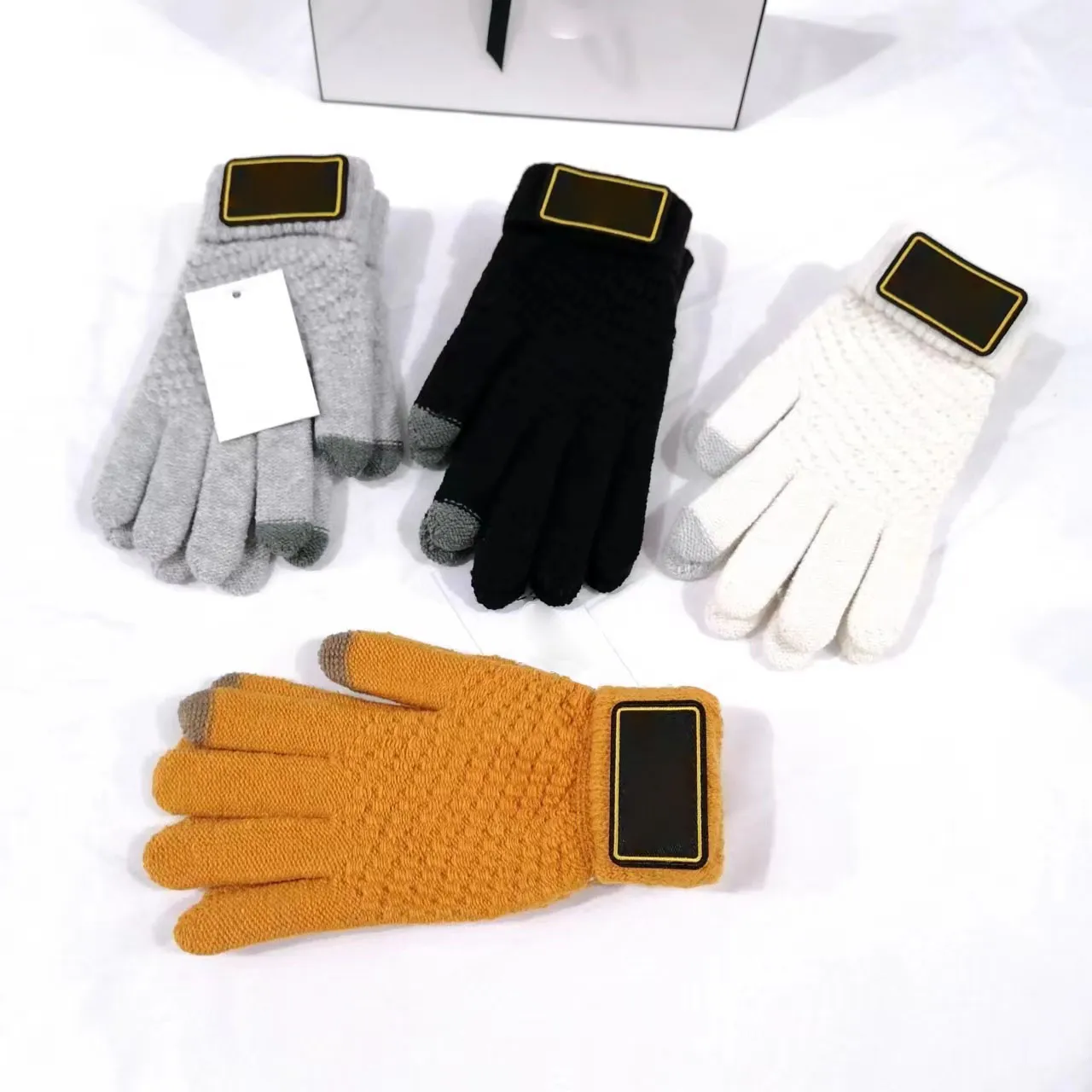 Guantes de lana unisex Guantes de diseño Cinco dedos Guantes cálidos de invierno para hombres Mujeres Color sólido Otoño e invierno Guantes de lana para exteriores 4 colores