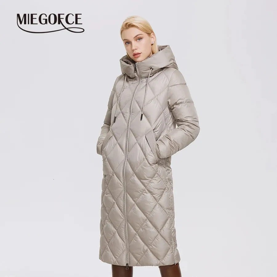 Dames Down Parka MIEGOFCE Winter Dames Jas Verlengde Stijl Vrouwen Gewatteerde Parka Verdikte Warme Katoenen Jas D21845 231114