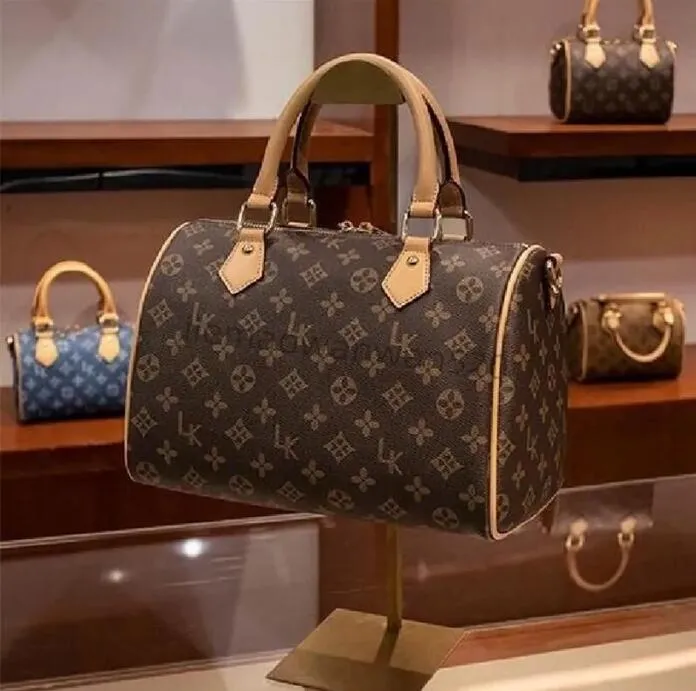 Männer Luxus Designer Mode Wsomen Tasche Taschen Dame Totes Handtaschen mit Key Lock Schultermode Tasche
