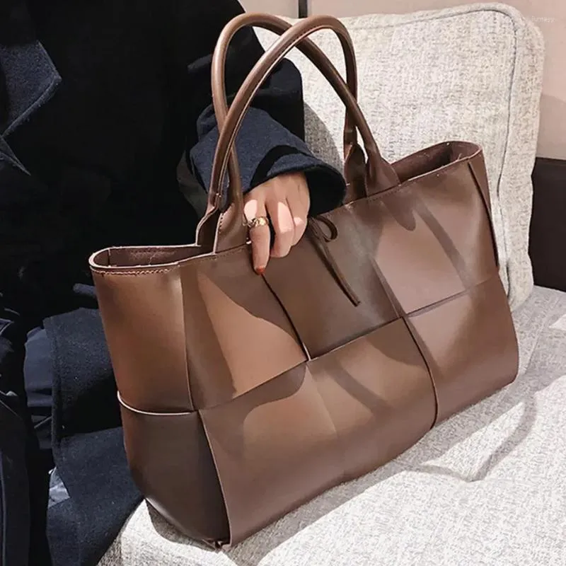 Sacs de taille Qualité Weave Cuir Top-Poignée Épaule Grand Sac Célèbre High Tote Lady Femmes Designer pour