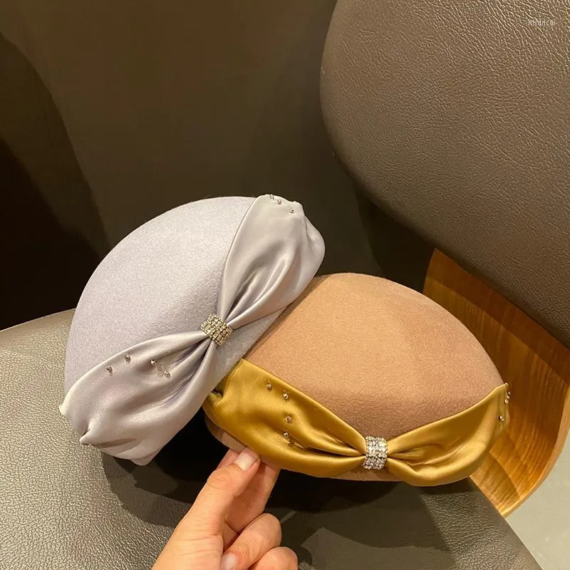 Berets zima Wysokiej jakości wstążka wełna dla kobiet Koreańska wersja dekoracji rhinestone Casual Painter Kobiet Kobiet Hats