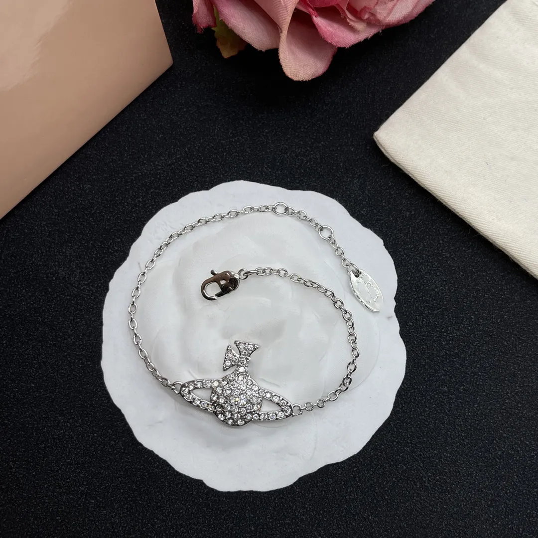 مصمم الأزياء العلامة التجارية سحر الأساور الفاخرة كوكب نساء المجوهرات زحل Saturn Chainbracelet Metal Pearl for Woman Gold Bracelet F78