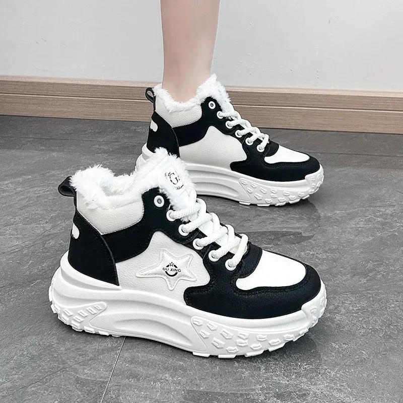 Bottes Mode Wedge Plateforme Sport Coton Chaussure S Peluche 2024 Hiver Haut Haut Papa Courir Casual Neige Baskets Femme 231115