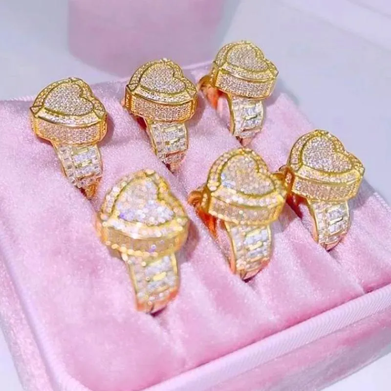 Cluster Rings Wholesale Iced Out Bling Cubic Zirconia Cz Paved Heart Shape Wide Band Heavy For Women Men Engagement Valentine's Day Gift