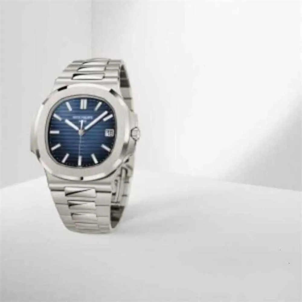 디자이너 Menwatch Patk Watch Watcher Men 5811 Ultrathin 8.2mm Nautilus Watches MFXN 고품질 기계 운동 날짜 UHR Montre PP 5711 de Luxe