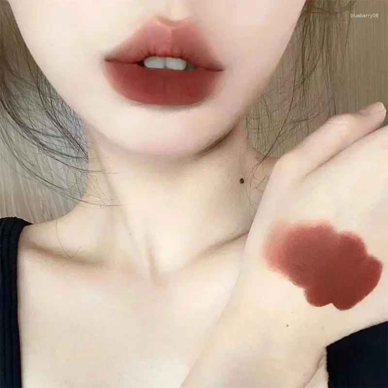 Brillant à lèvres 8 couleurs poudre brouillard moelleux rouge à lèvres boue hydratante glaçure imperméable givré maquillage coréen cosmétiques