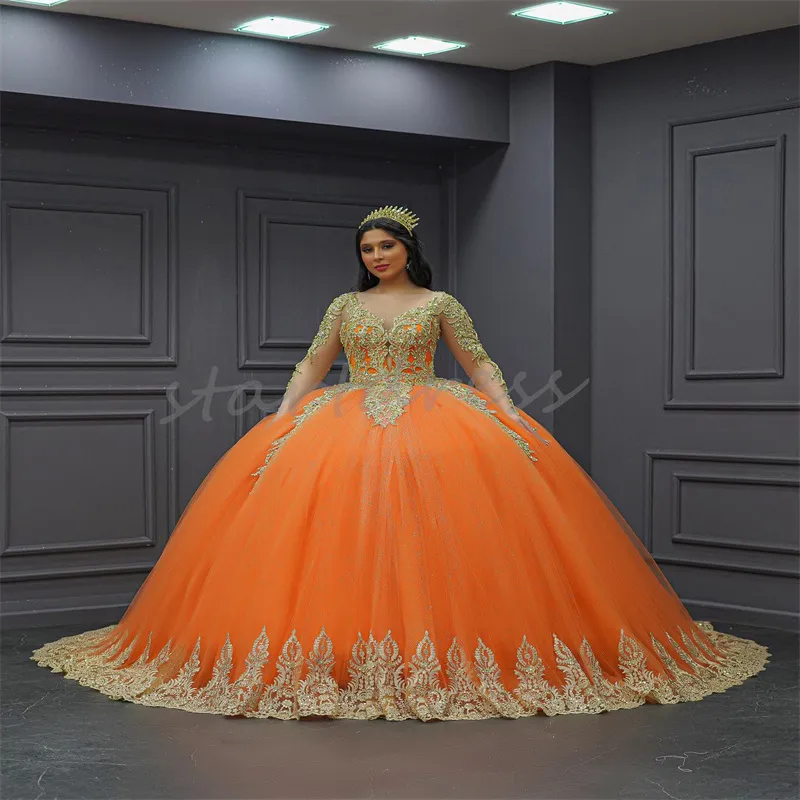 Uniques Robes De Quinceanera Orange Avec Des Appliques Dorées Sexy Col En V À Manches Longues Robe De Bal Doux 16 Robes Robes De Xv Anos Seize Anniversaire Occasion Spéciale Fête