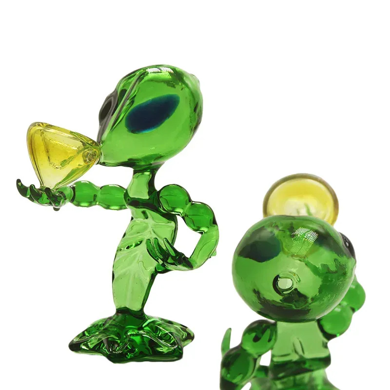 Healthy_Cigarette DA011 Alien Smoking Pipe Bubblers Height About 15.5cm Recycler Airflow Glass Pipes Green Color