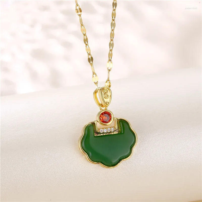 Pendant Necklaces In Lucky Guard Retro Green Longevity Lock For Women Classic Female Birthday Gift Jewelry Ladies Neck Chain