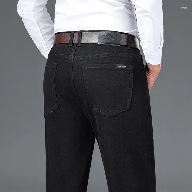 Mäns jeans av hög kvalitet svart lös rak förtjockad termisk denimbyxor höst och vinter affärsbyxa byxor