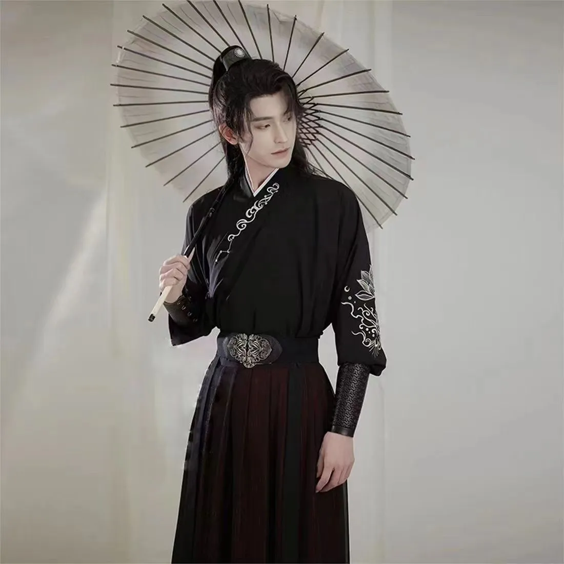 الأسلوب الصيني الخالد على غرار الأزياء القديمة Xiake Scholar Summer Retro Hanfu Men Full Hanfu أصلي أصلي