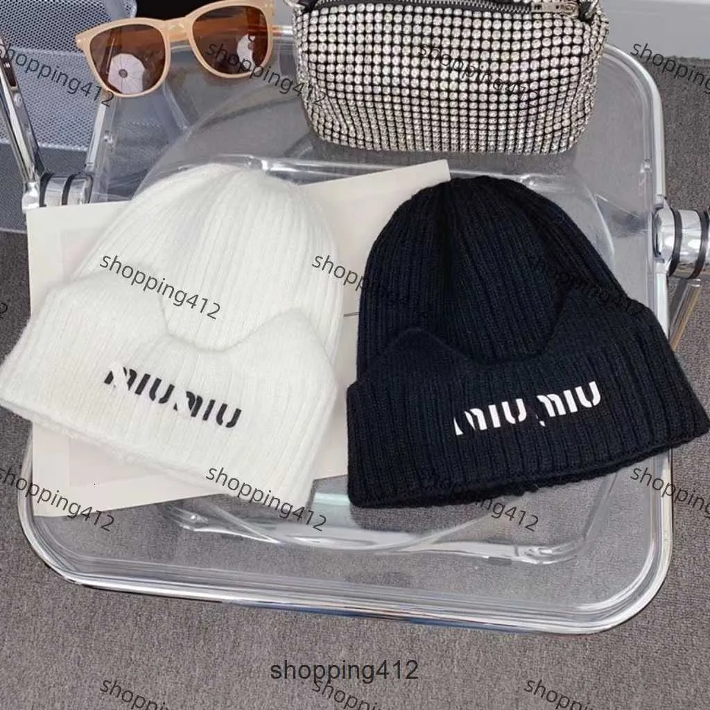 Miumius New Knit Hat Winter Designer Beanies Caps Hats Mens Womens Outdoor Casual Hats Classic Knit Ski Beanie