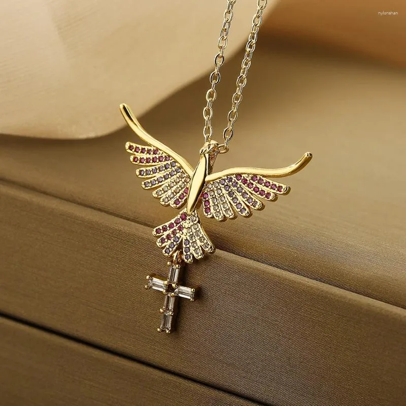 Pendant Necklaces Vintage Cross For Women Girls Glamorous Design With Cubic Zirconia Light Luxury Party Vacation Jewelry