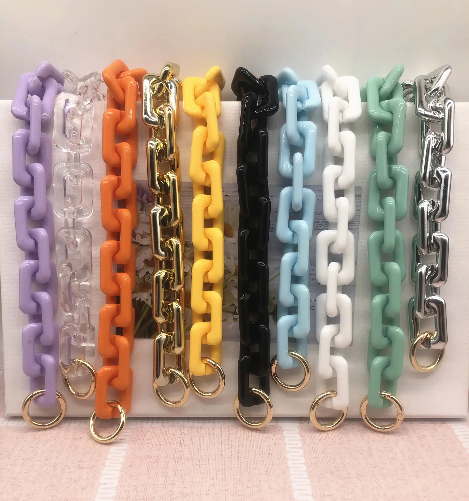 Accesorios De Piezas De Bolsos Cadenas Gruesas De Moda Correa Grande  Colorida Cadena De Acrílico De Caramelo Para Bolsos De Mujer Asa Grande  Correas Cruzadas Para Hombro Decoración De Bolsos 231116 De