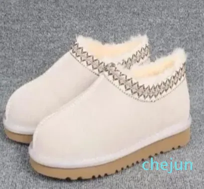 Stivali da neve classici Designer Mini Chestnut Australia Slipper Australian Warm Boot Stivaletti in pelliccia invernale