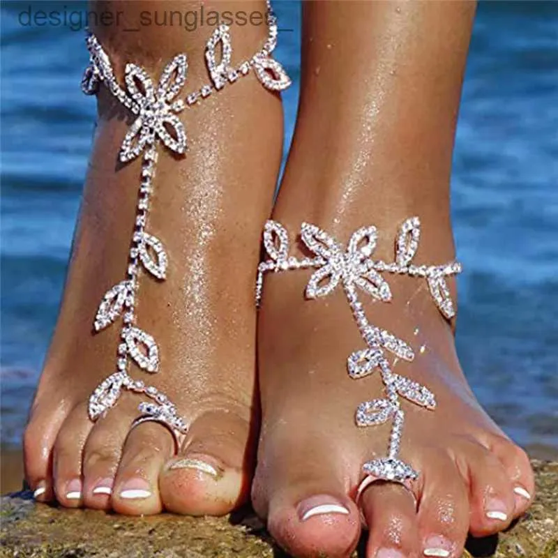 anklets huitan新しい到着豪華な女性用アンクレットと眩しいCZストーンワンピースファッショントーループアンクレットレッグチェーンJewelryl231116