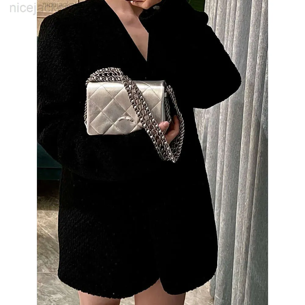 Designer Channel Bag Channell New Xiaoxiangfeng Multi Chain Wide Chain Silver Lingge Underarm Tofu Bag Square Fat Lip Cover Bag