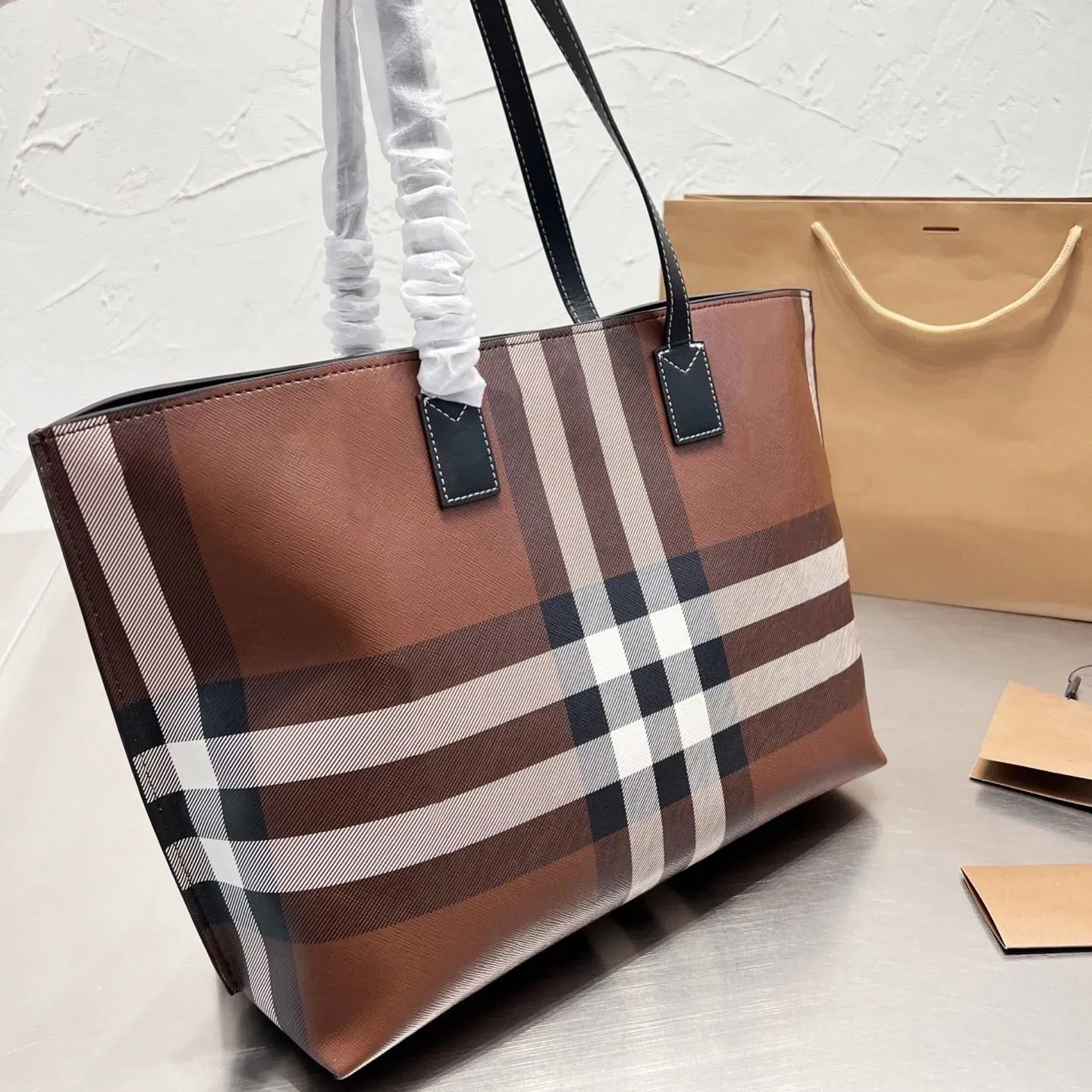 Designer Burberriy Sac Classique Femmes Sac fourre-tout à bandoulière Rayé Grande capacité Messenger Fourre-tout Mode Horseferry Plaid Sac à main célèbre Lady Designer Portefeuille 001 #