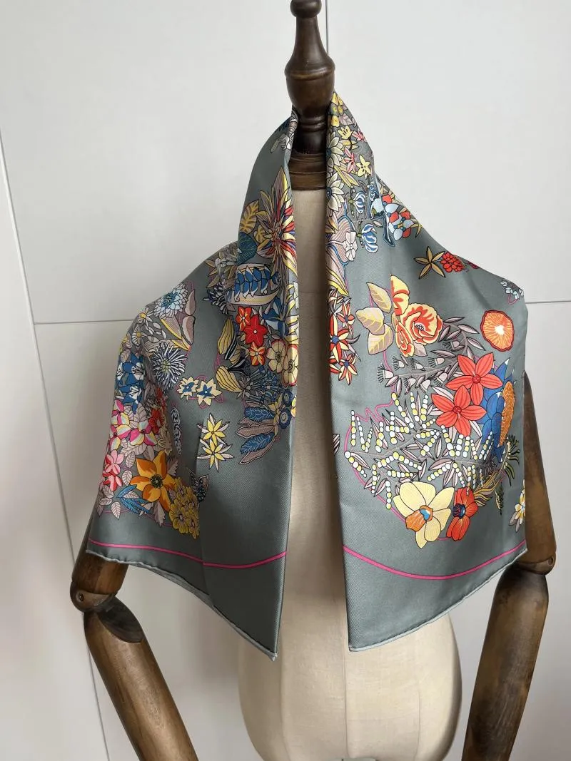 Scarves 2023 Arrival Fashion Elegant Classic Flower Silk Scarf 90 Cm Square Shawl Twill Wrap For Women Lady Girl Gift
