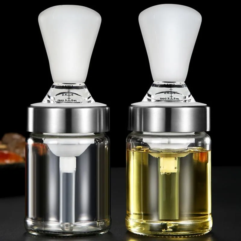BBQ Tools Zubehör Silikon-Grillbürste mit Flasche Küchenbackpresse Quantitatives Öl Tragbar Nicht auslaufend 230414