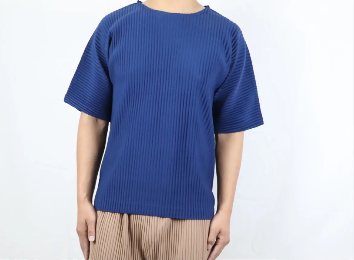 T-shirts hommes 2024 Miyake Chemise Classique Homme Plisse Hommes Harajuku Streetwear Vêtements Miyake Plissé À Manches Courtes Col T-shirts 302