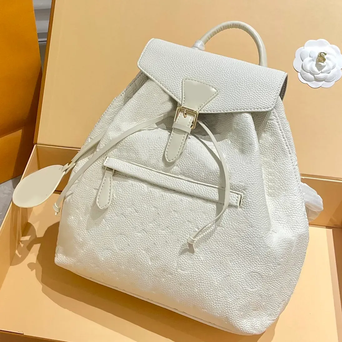 Mulheres de couro genuíno de couro flor mochila luxurys sacos de ombro designer sacos de couro genuíno mochila mulheres mochilas escolares senhoras clássicas